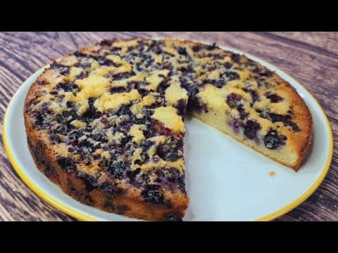Low-Calorie Blueberry Cake